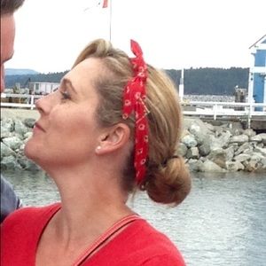 Meet your Posher, Polly